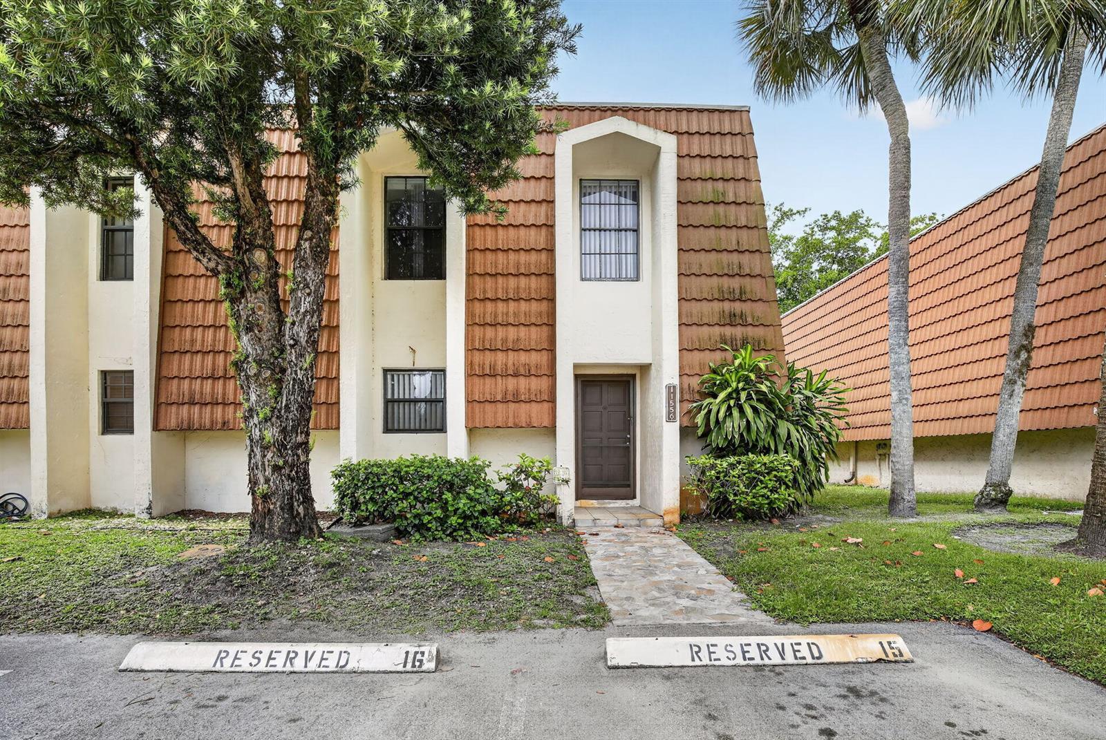 11556 NW 1ST Street, Plantation FL 33325 photo 2