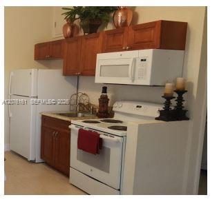 513 SW 6th Ave # 6, Homestead FL 33030 photo 4