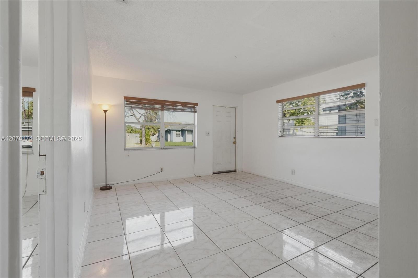 2140 NW 21st Ter, Fort Lauderdale FL 33311 photo 5