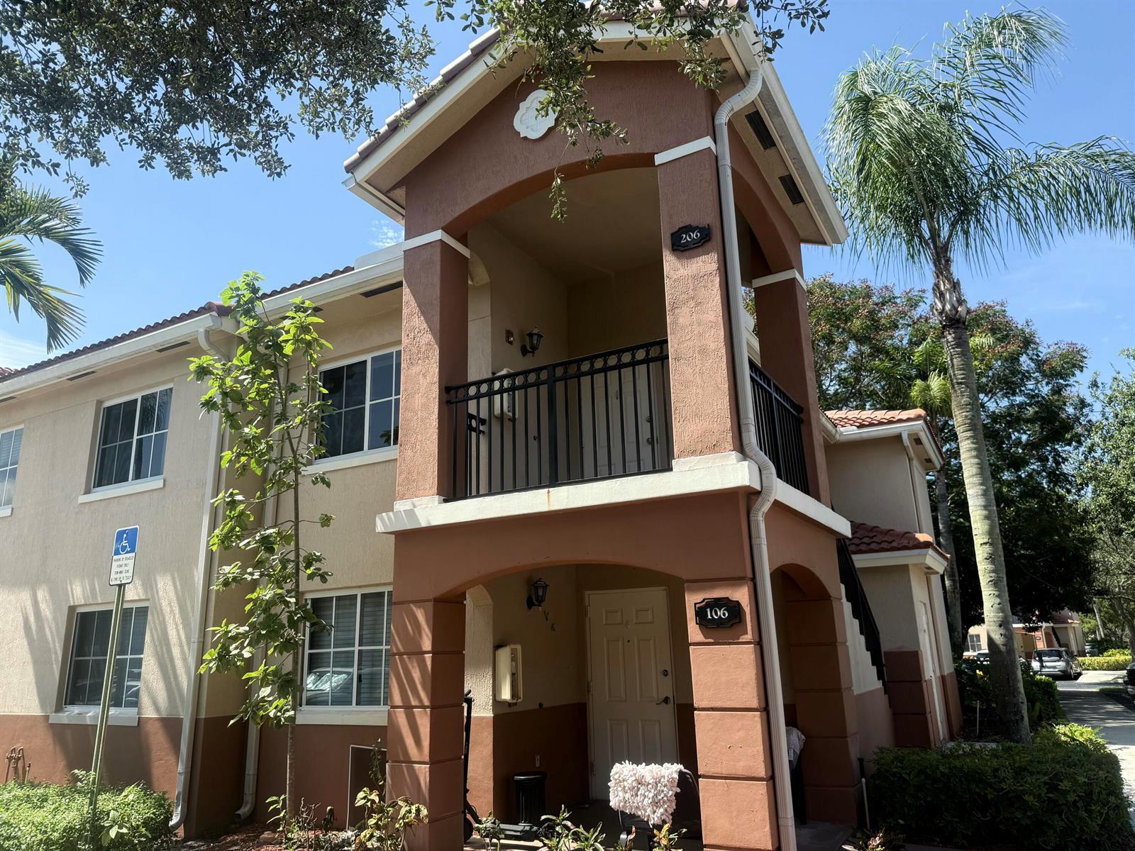 3505 Briar Bay Boulevard Apt 206, West Palm Beach FL 33411
