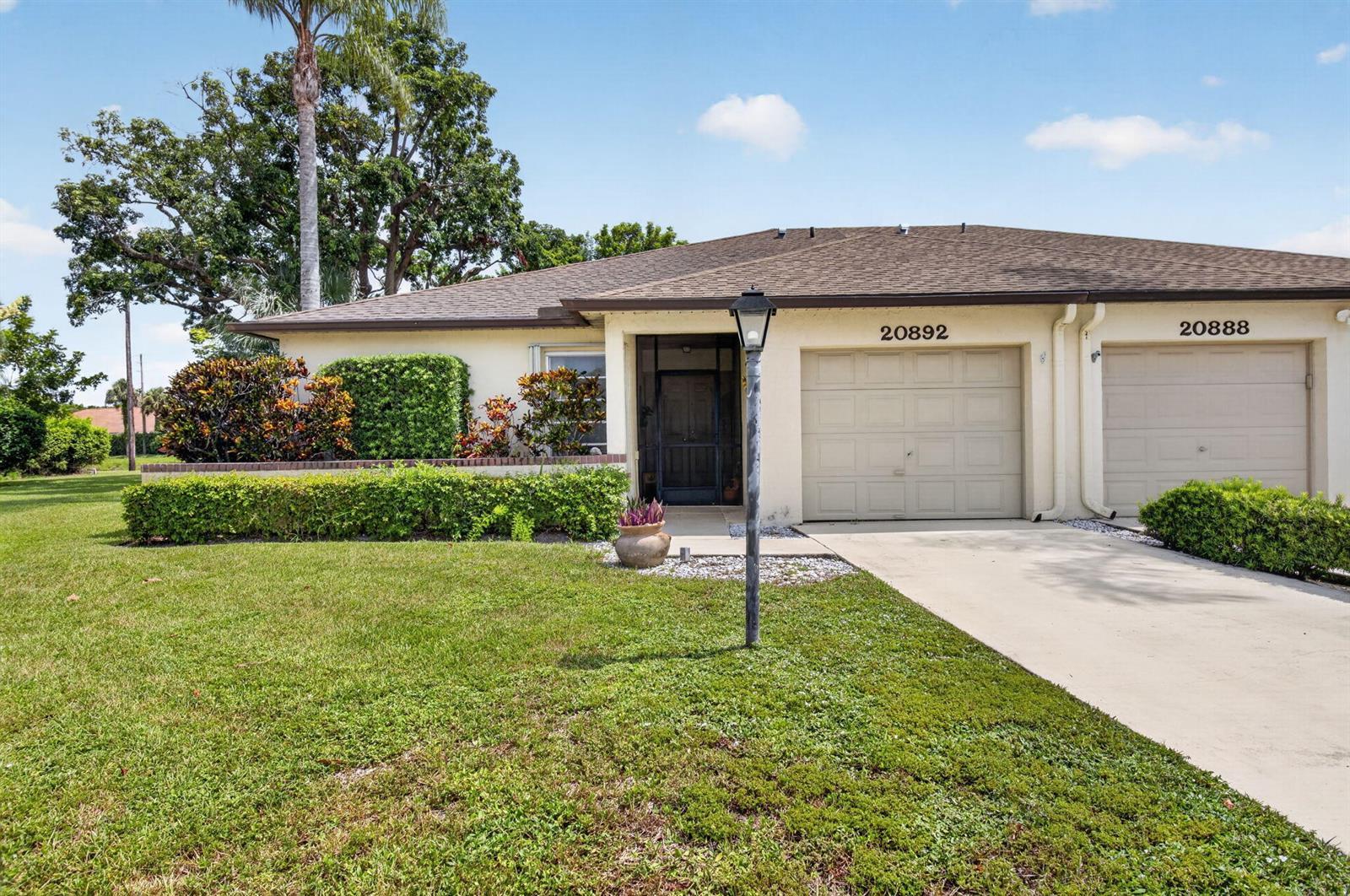 20892 Concord Green Drive E, Boca Raton FL 33433