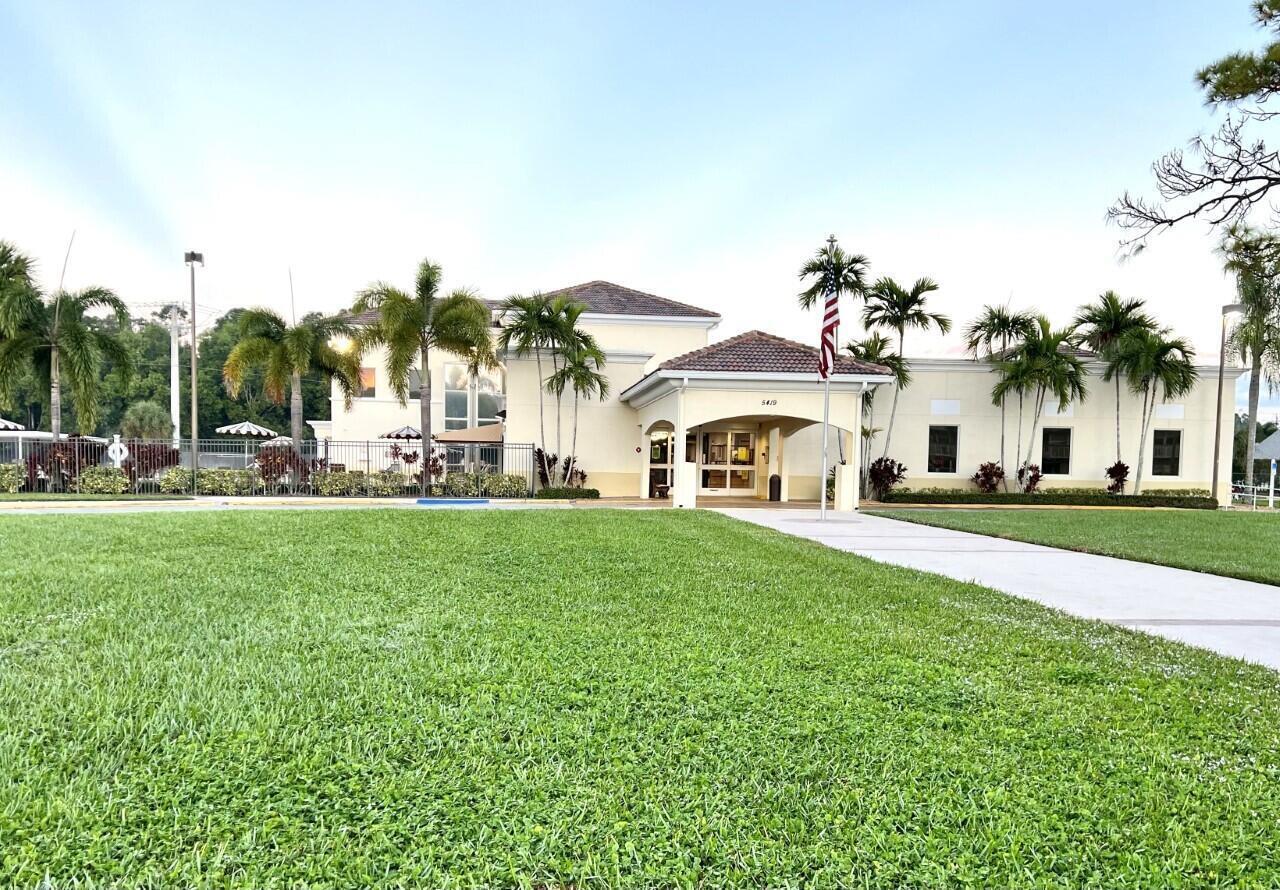 180 CAMDEN H # 180, West Palm Beach FL 33417 photo 2