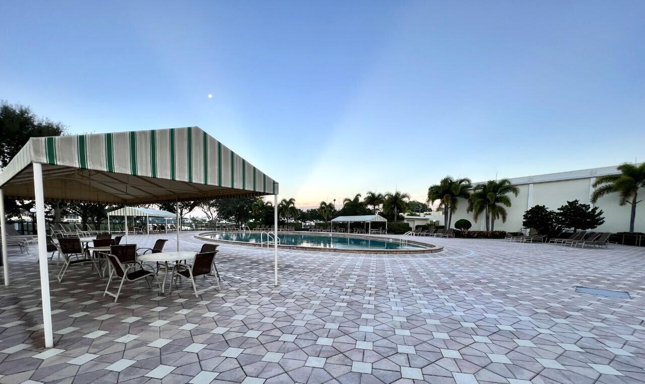 180 CAMDEN H # 180, West Palm Beach FL 33417 photo 4