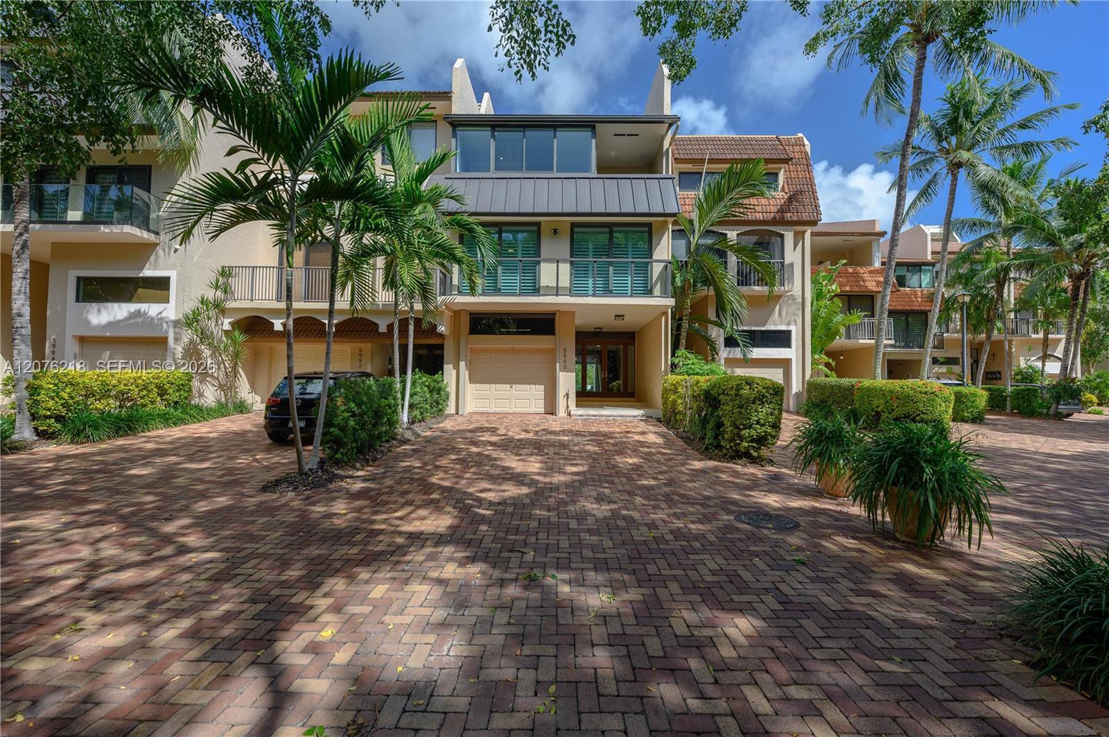 5990 Paradise Point Dr # 5990, Palmetto Bay FL 33157 photo 4