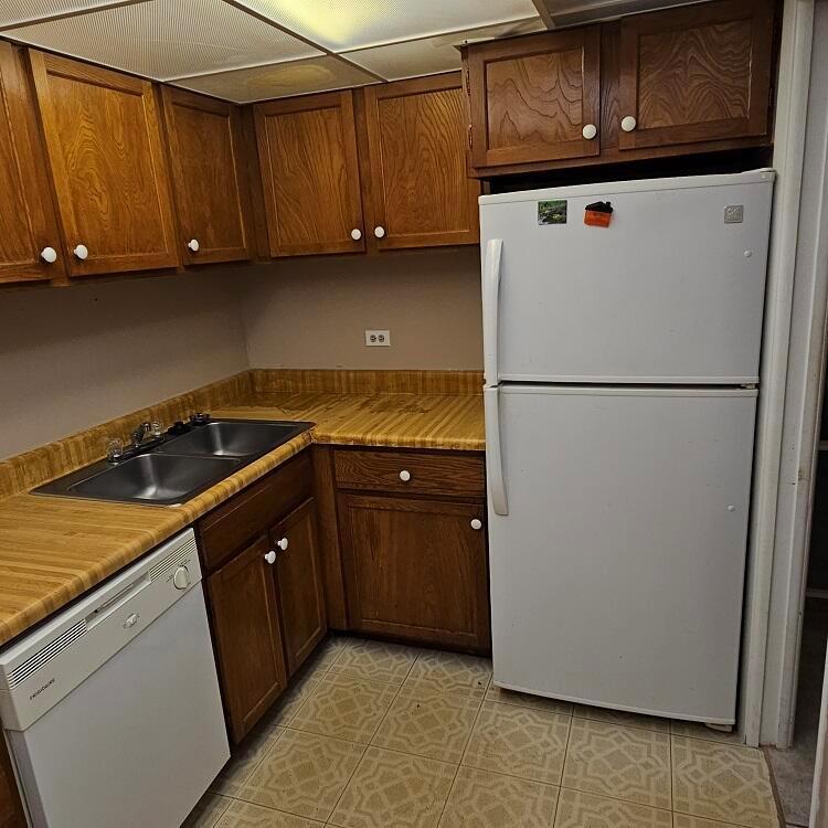 3690 INVERRARY Drive # 2Y, Lauderhill FL 33319 photo 3
