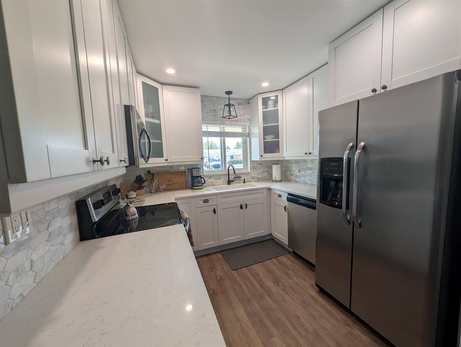 2671 Emory Drive E # B, West Palm Beach FL 33415 photo 2