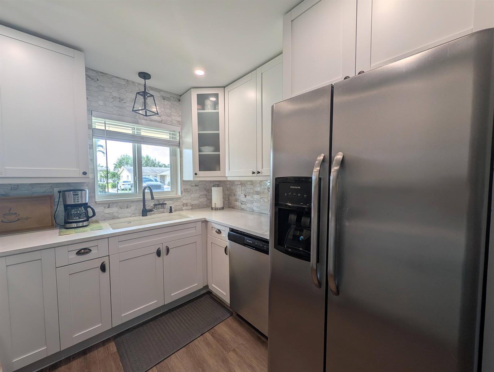 2671 Emory Drive E # B, West Palm Beach FL 33415 photo 4