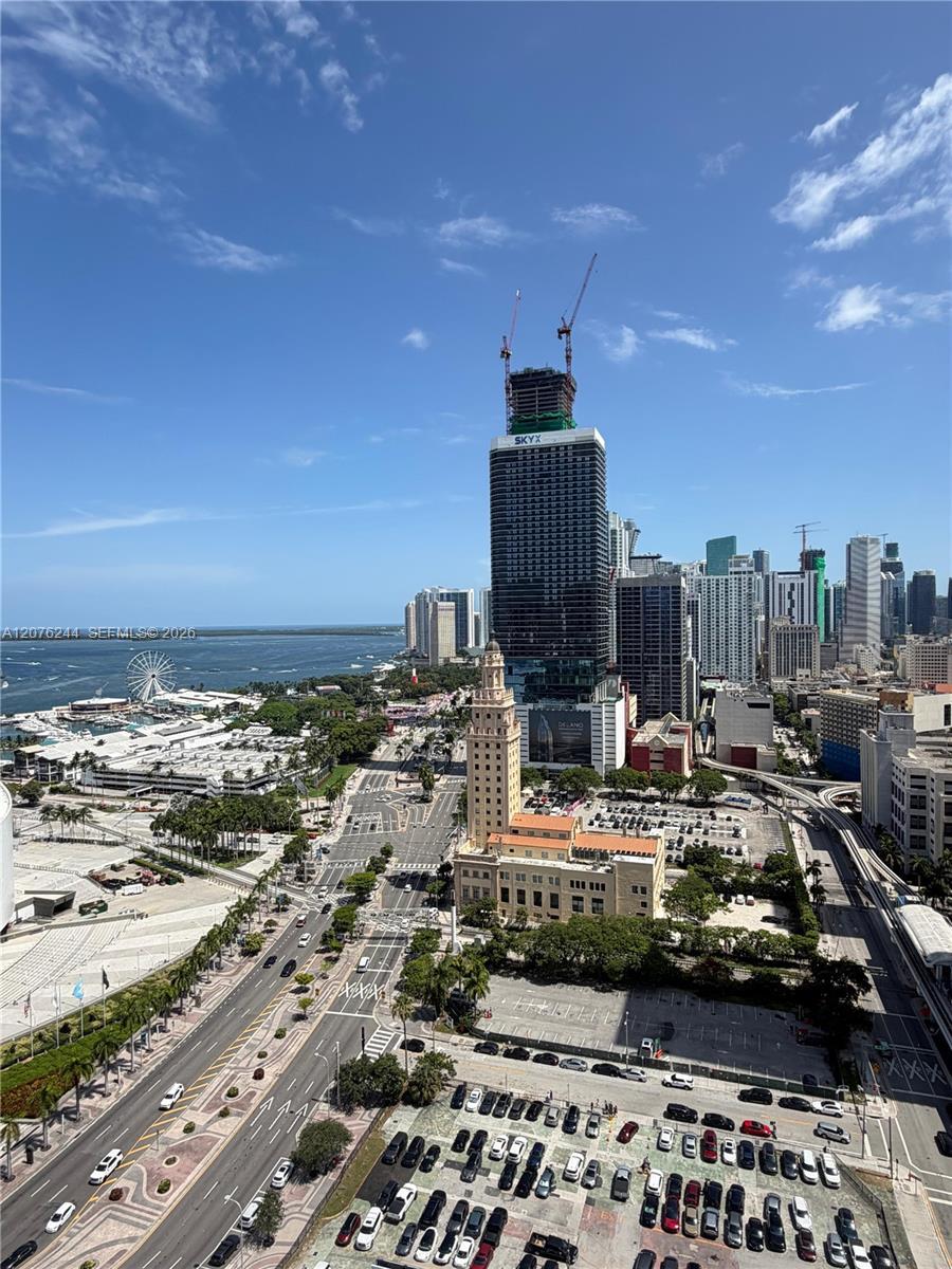 888 Biscayne Blvd # 2702, Miami FL 33132 photo 3