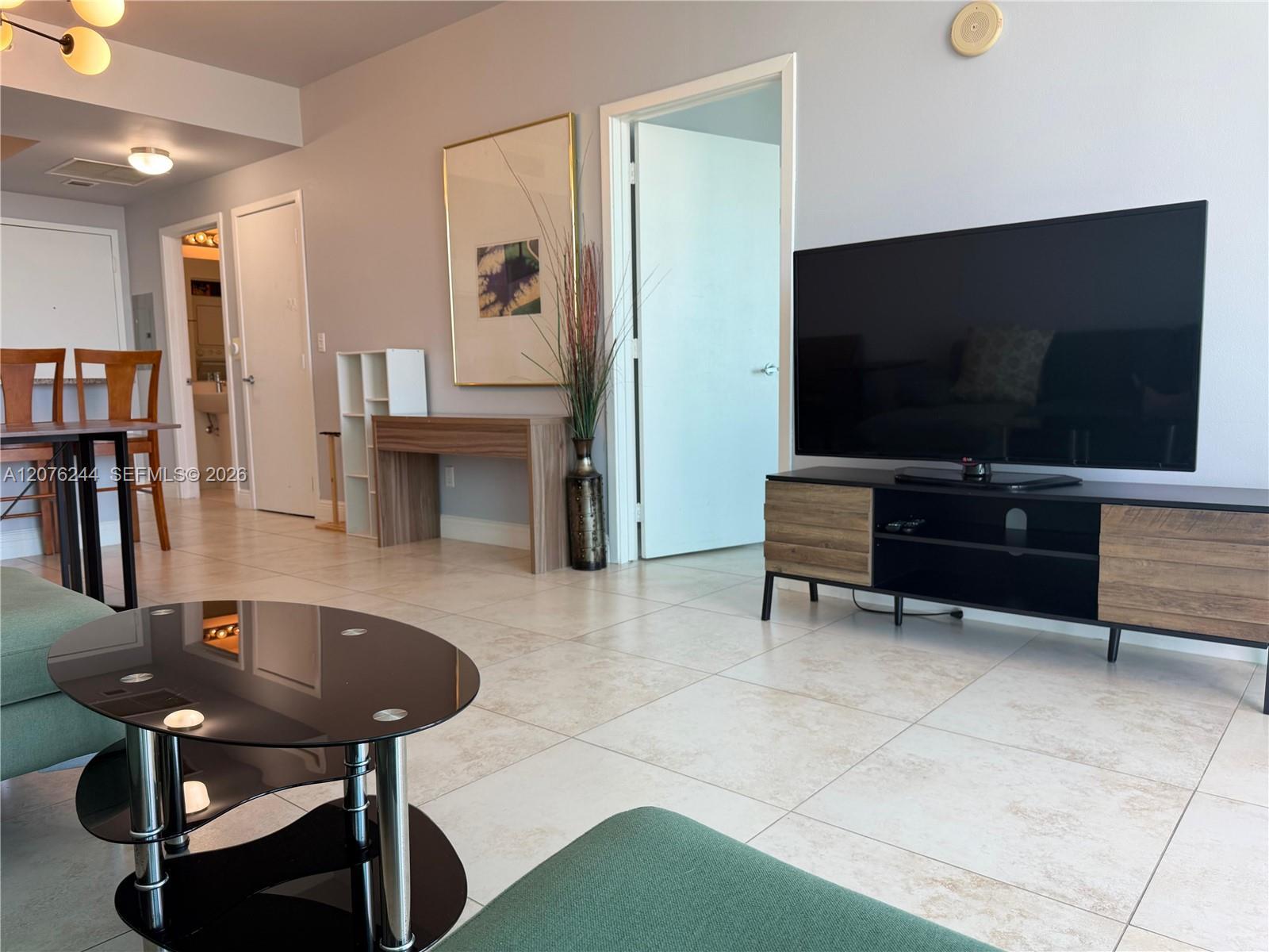 888 Biscayne Blvd # 2702, Miami FL 33132 photo 5