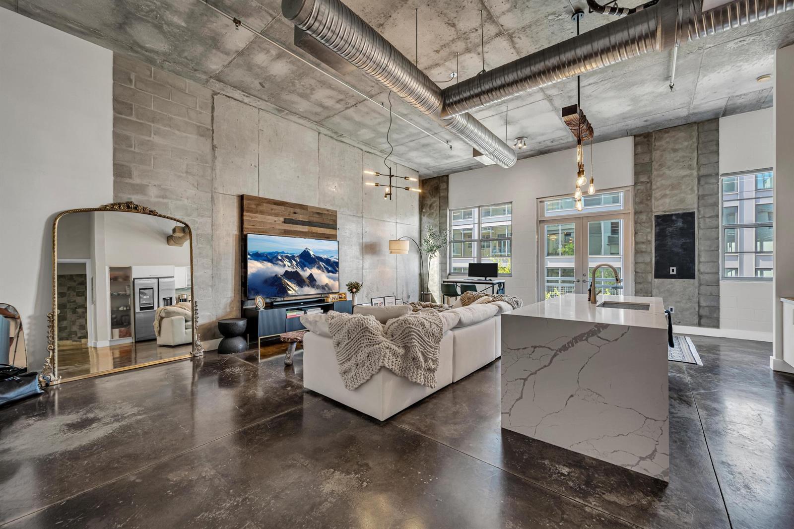 445 N ANDREWS Avenue # 304, Fort Lauderdale FL 33301 photo 2
