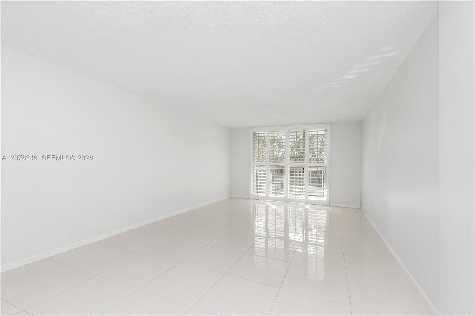 210 Sea View Dr # 207, Key Biscayne FL 33149 photo 2