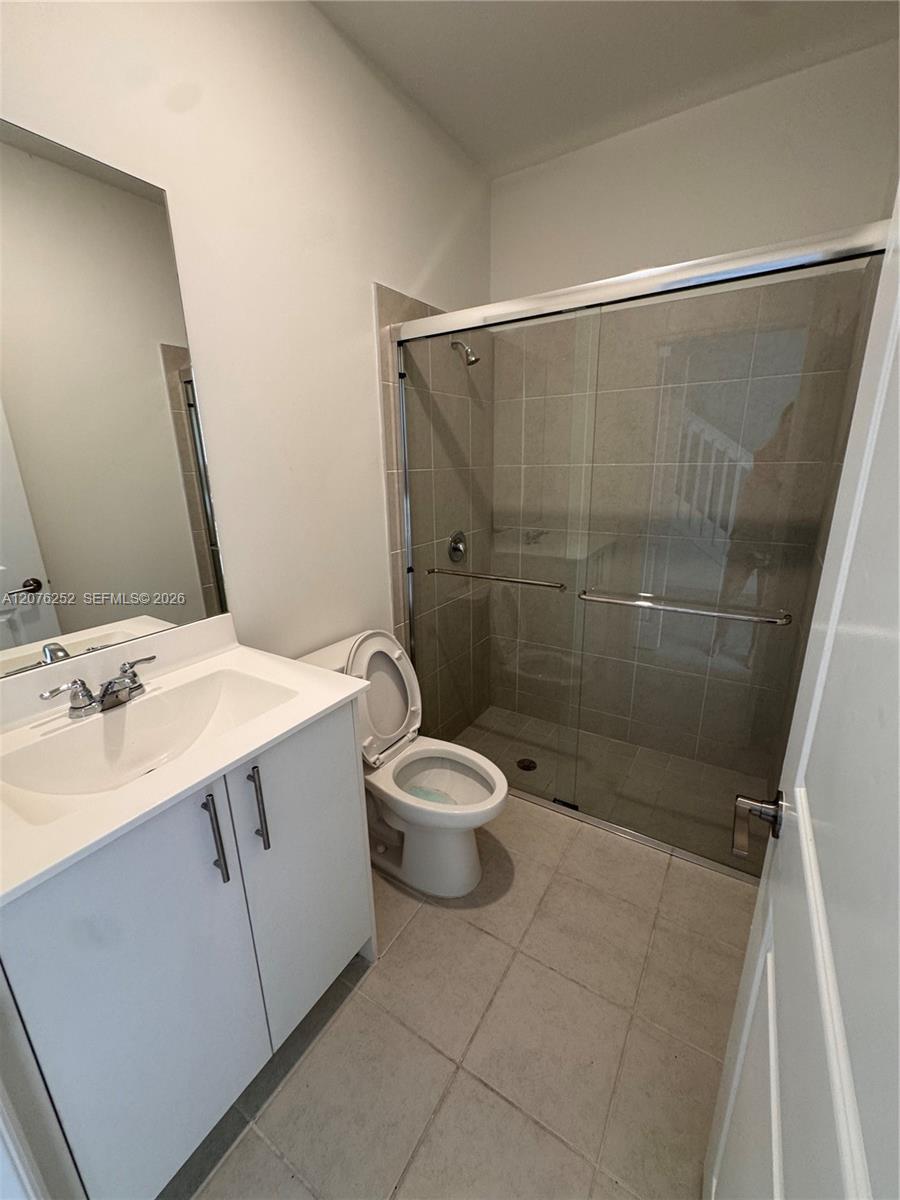 194 SE 10th Ct, Florida City FL 33034 photo 3