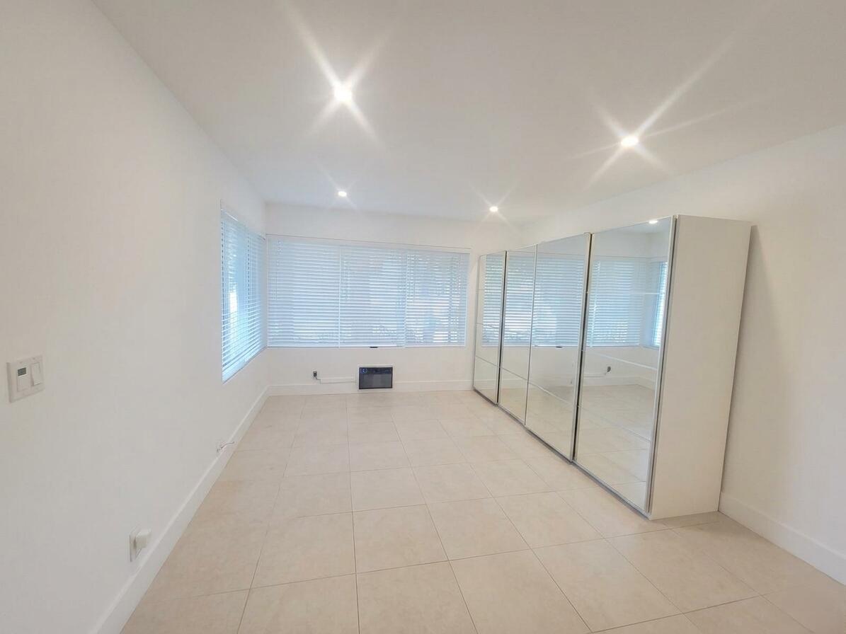 1415 SE 2nd Street # 2, Fort Lauderdale FL 33301 photo 2
