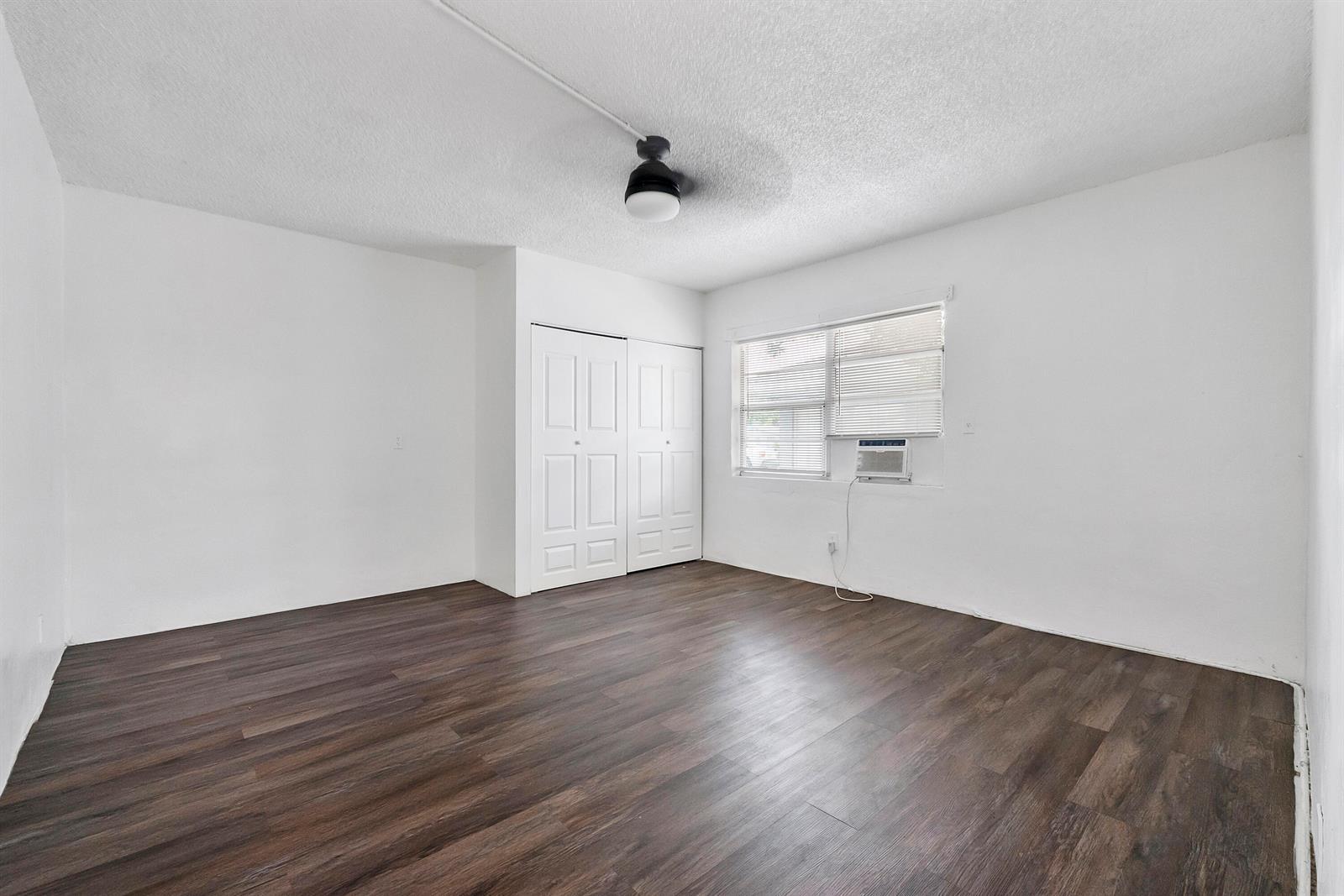 271 SW 1ST Street # 1, Deerfield Beach FL 33441 photo 2