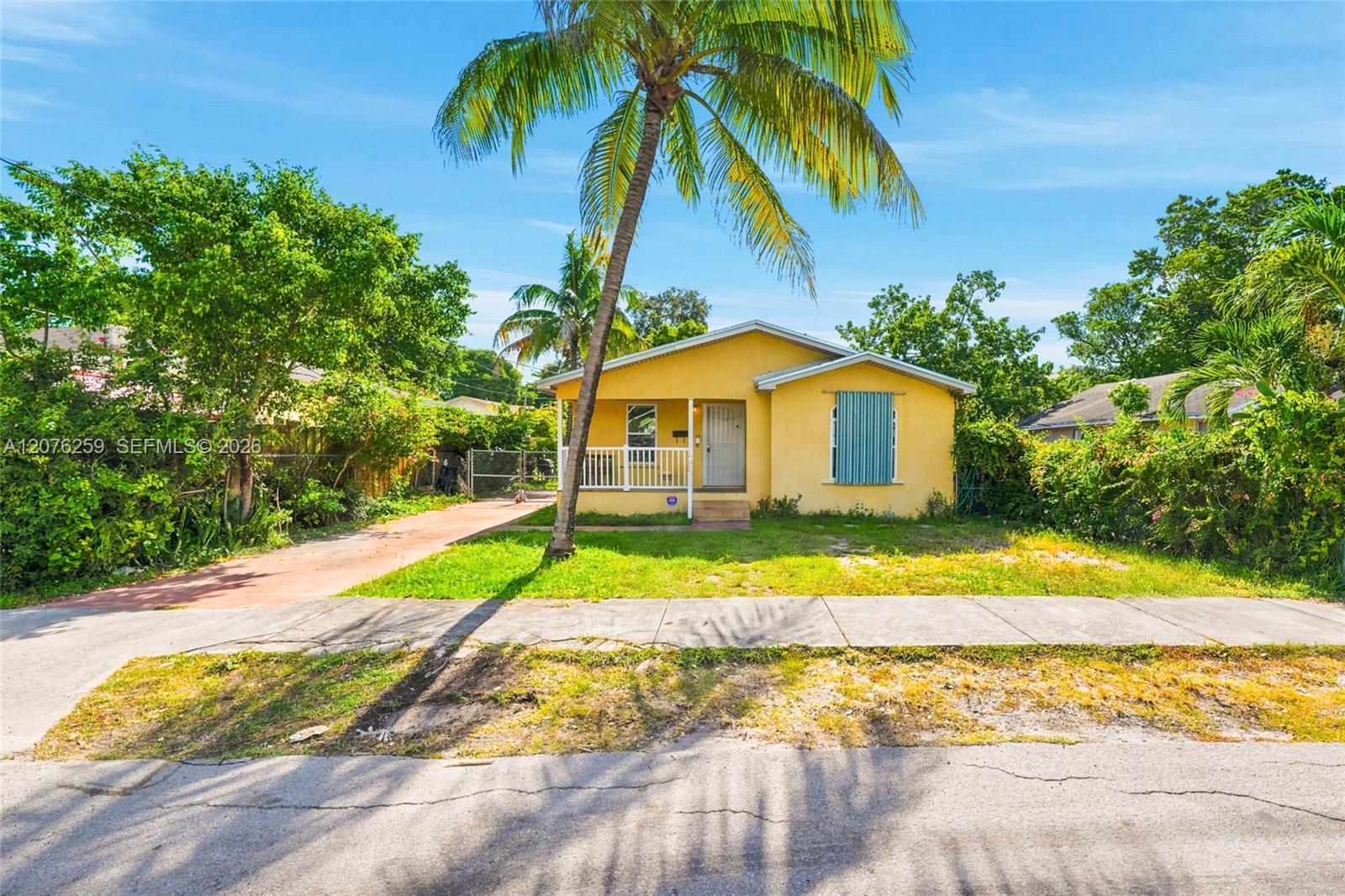 6241 NW 1st Pl, Miami FL 33150 photo 2