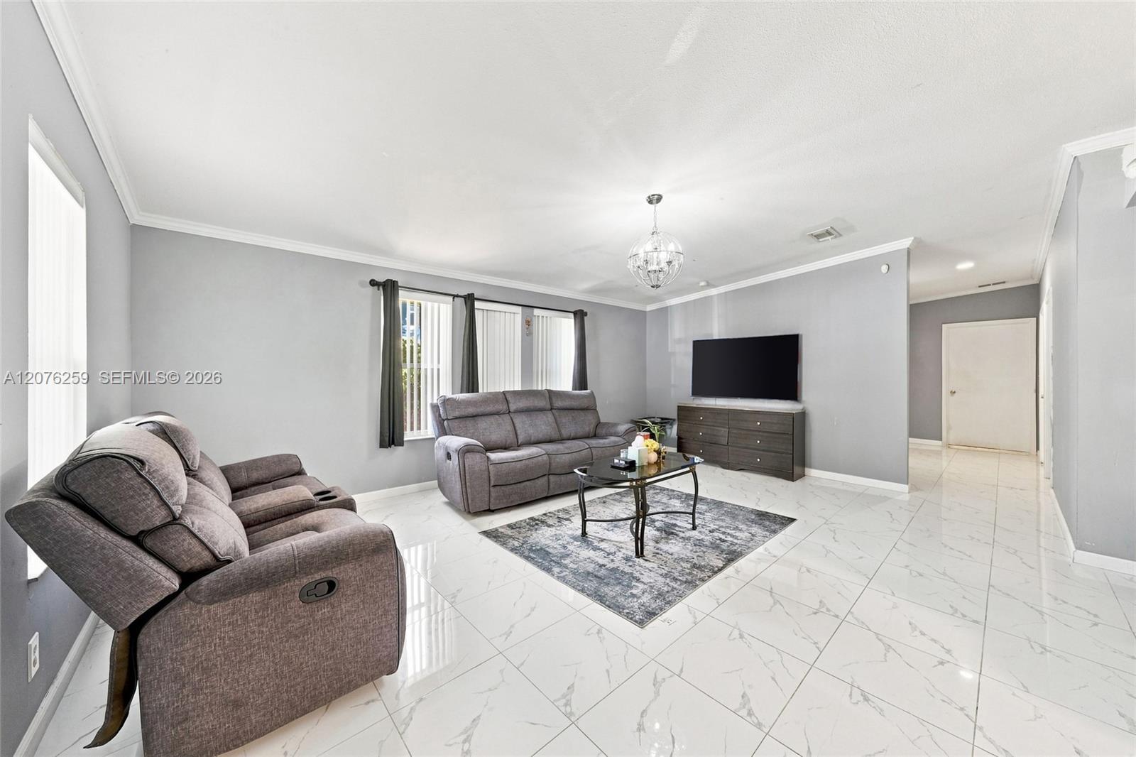 6241 NW 1st Pl, Miami FL 33150 photo 4