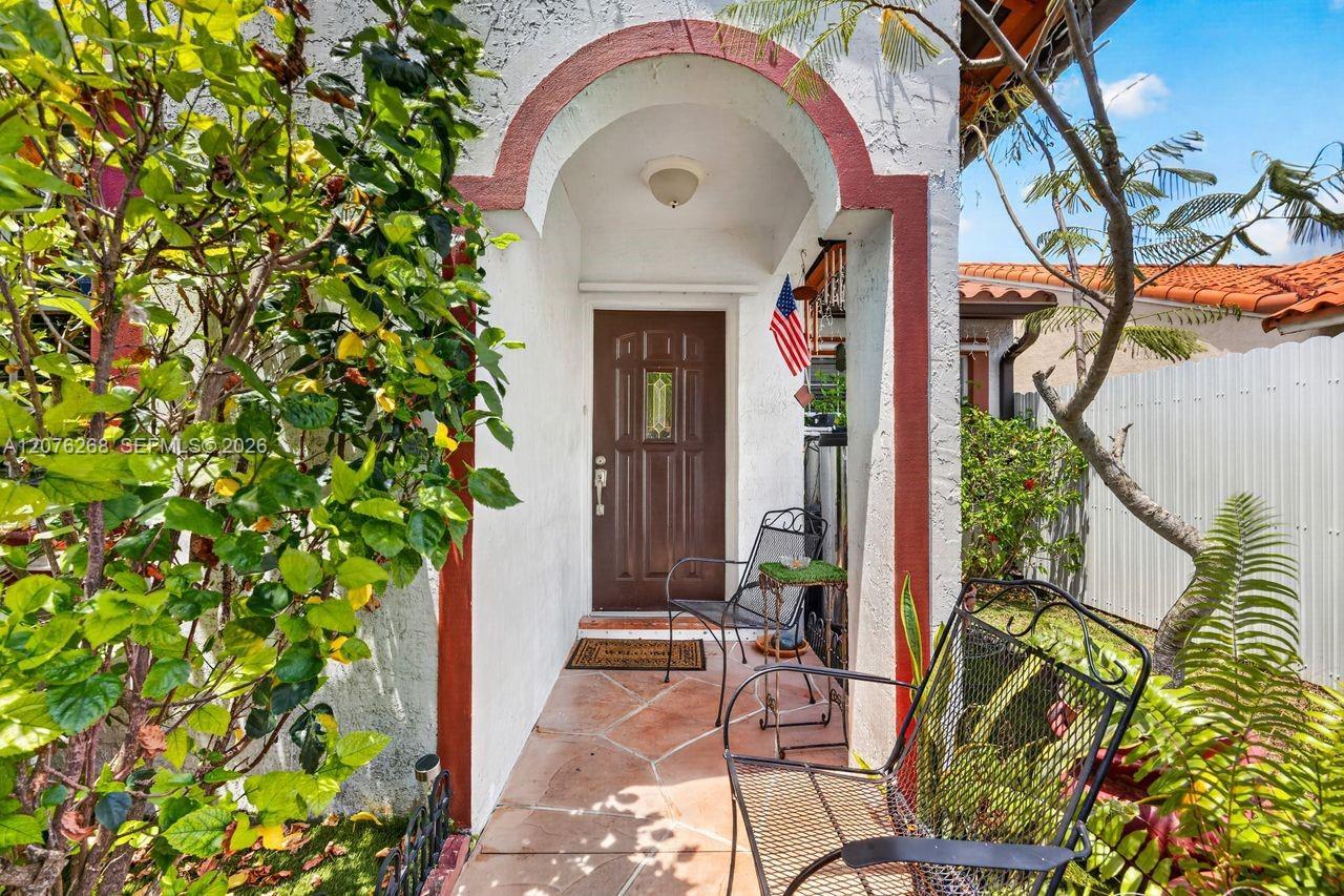 25014 SW 123rd Pl, Homestead FL 33032 photo 2