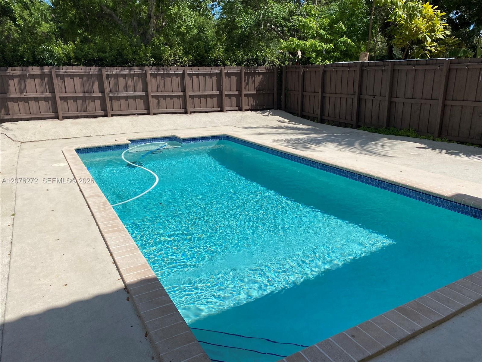 2529 NE 41st Ter, Homestead FL 33033 photo 3