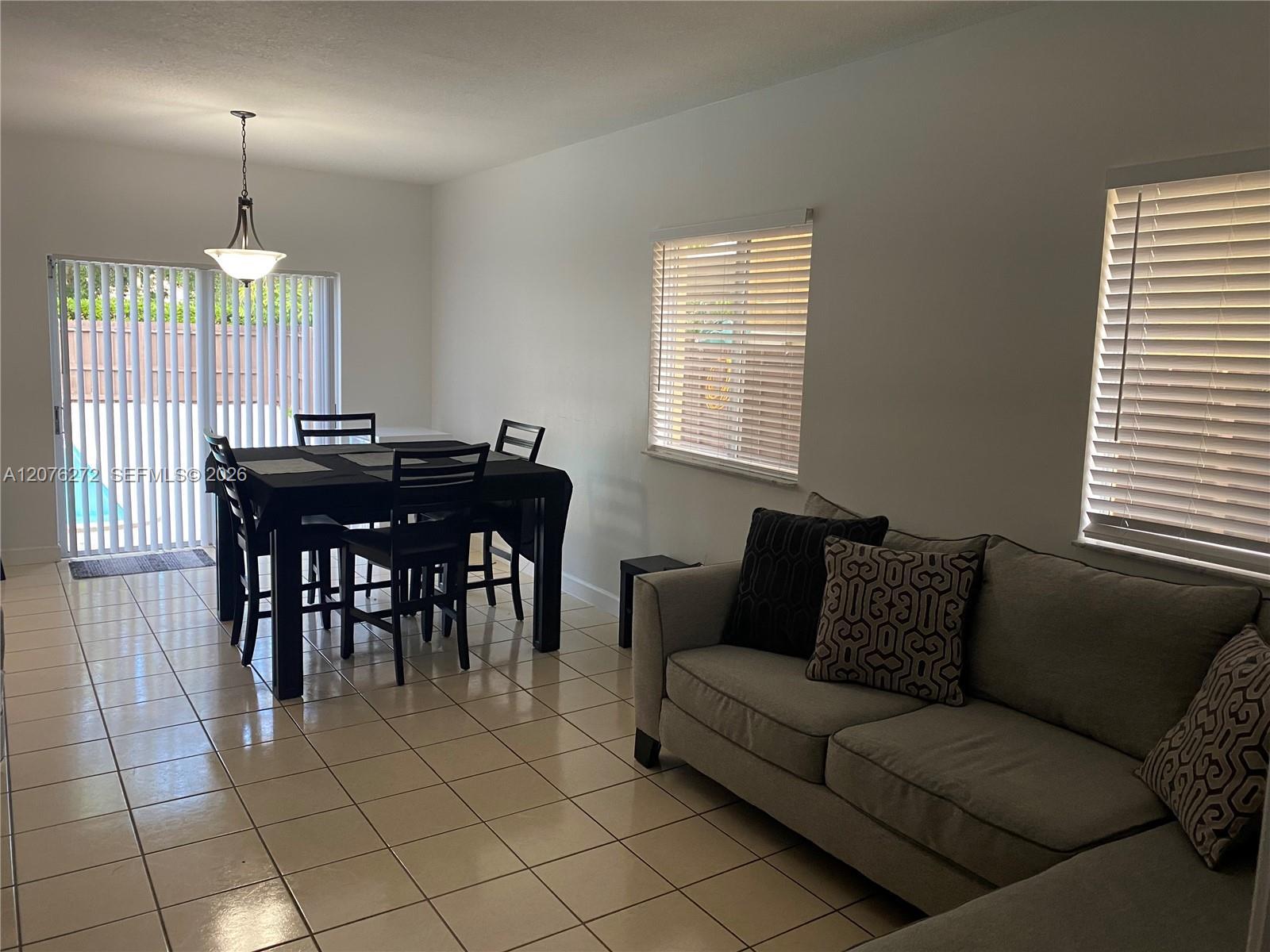 2529 NE 41st Ter, Homestead FL 33033 photo 4