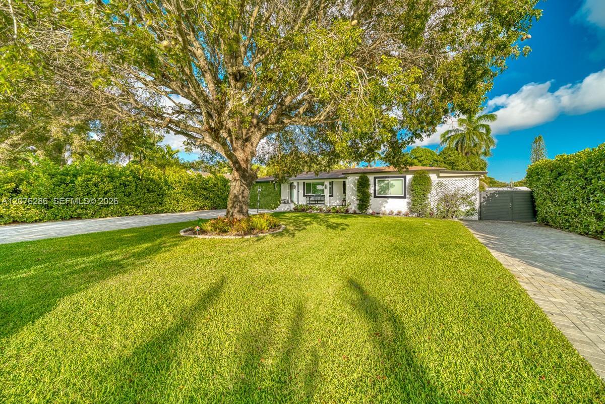 13801 NE 1st Ave, Miami FL 33161 photo 2