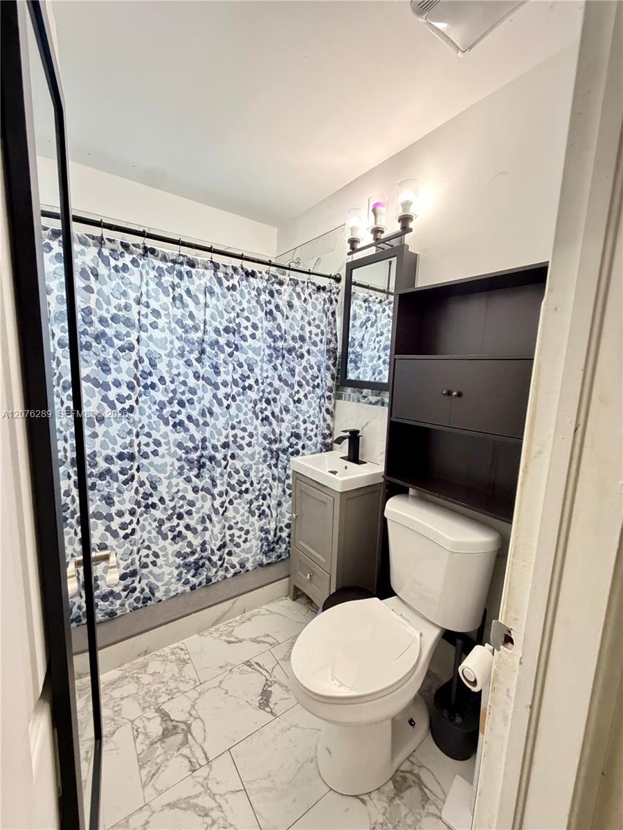 2918 Madison St, Hollywood FL 33020 photo 3