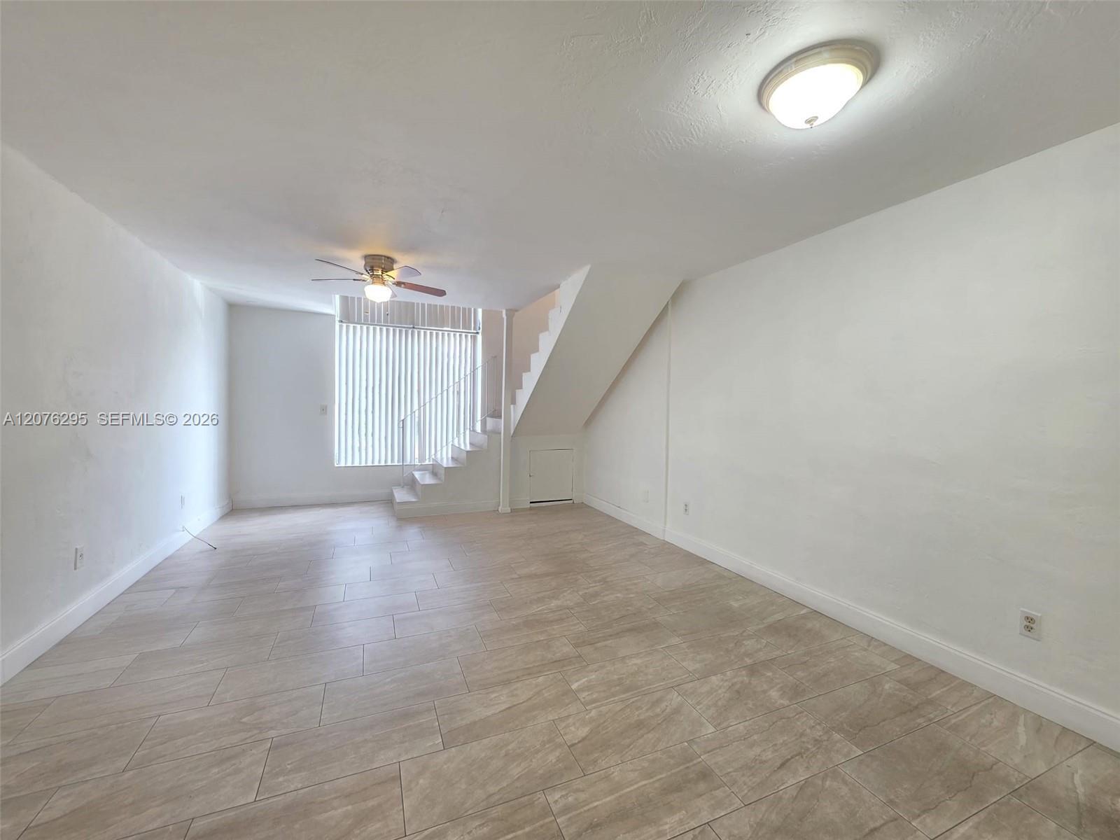 10905 N Kendall Dr # 410, Miami FL 33176 photo 2