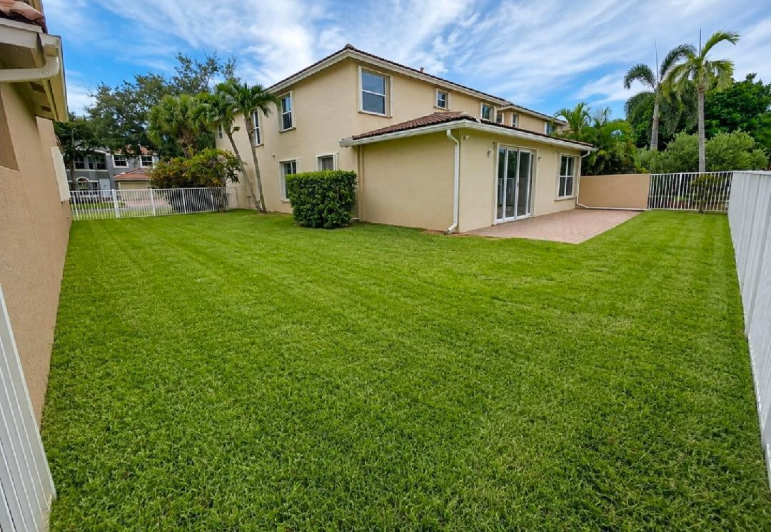 5292 Sancerre Circle, Lake Worth FL 33463 photo 5