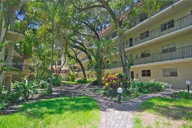 3280 Spanish Moss Ter # 103, Lauderhill FL 33319