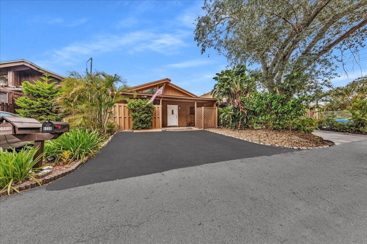 6120 NW 33rd Way, Fort Lauderdale FL 33309 photo 2
