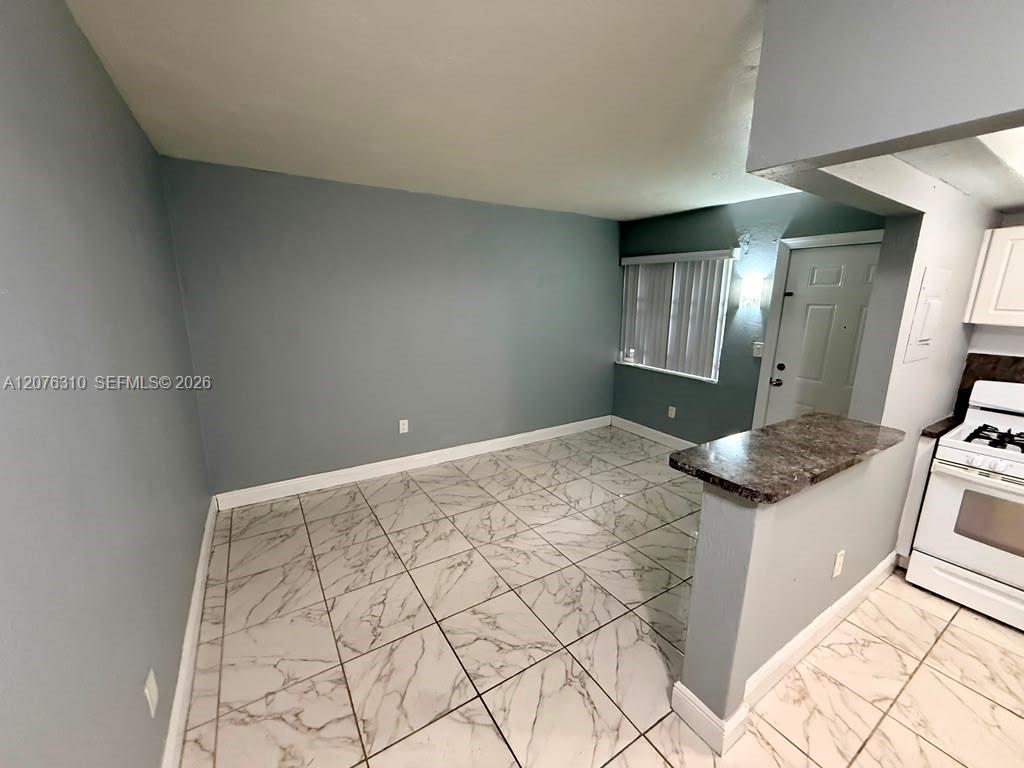 350 E 21st St # 108, Hialeah FL 33010 photo 4