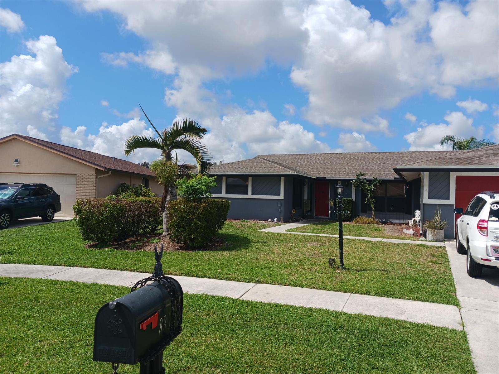 8353 Raymond Drive, Boynton Beach FL 33472 photo 2