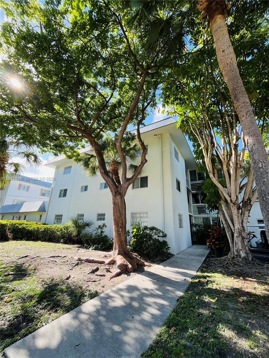 251 Galen Dr # 101E, Key Biscayne FL 33149 photo 3