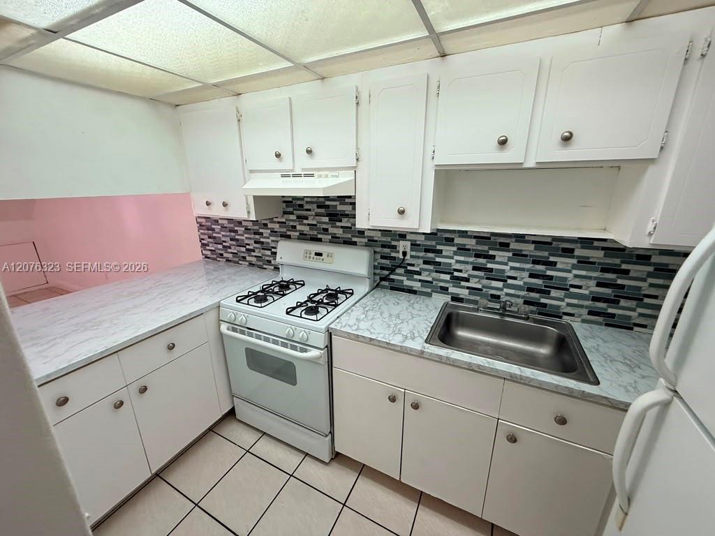 1300 W 47th Pl # 216A, Hialeah FL 33012 photo 2