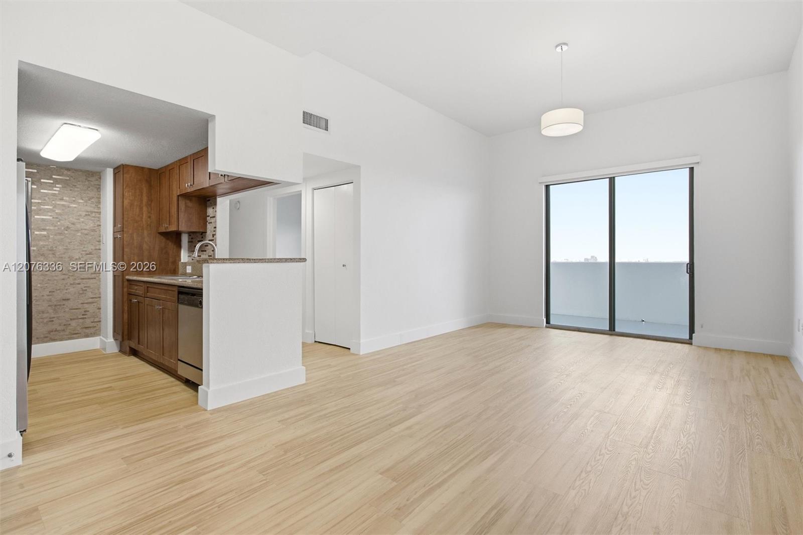 36 NW 6th Ave # 3, Miami FL 33128 photo 2