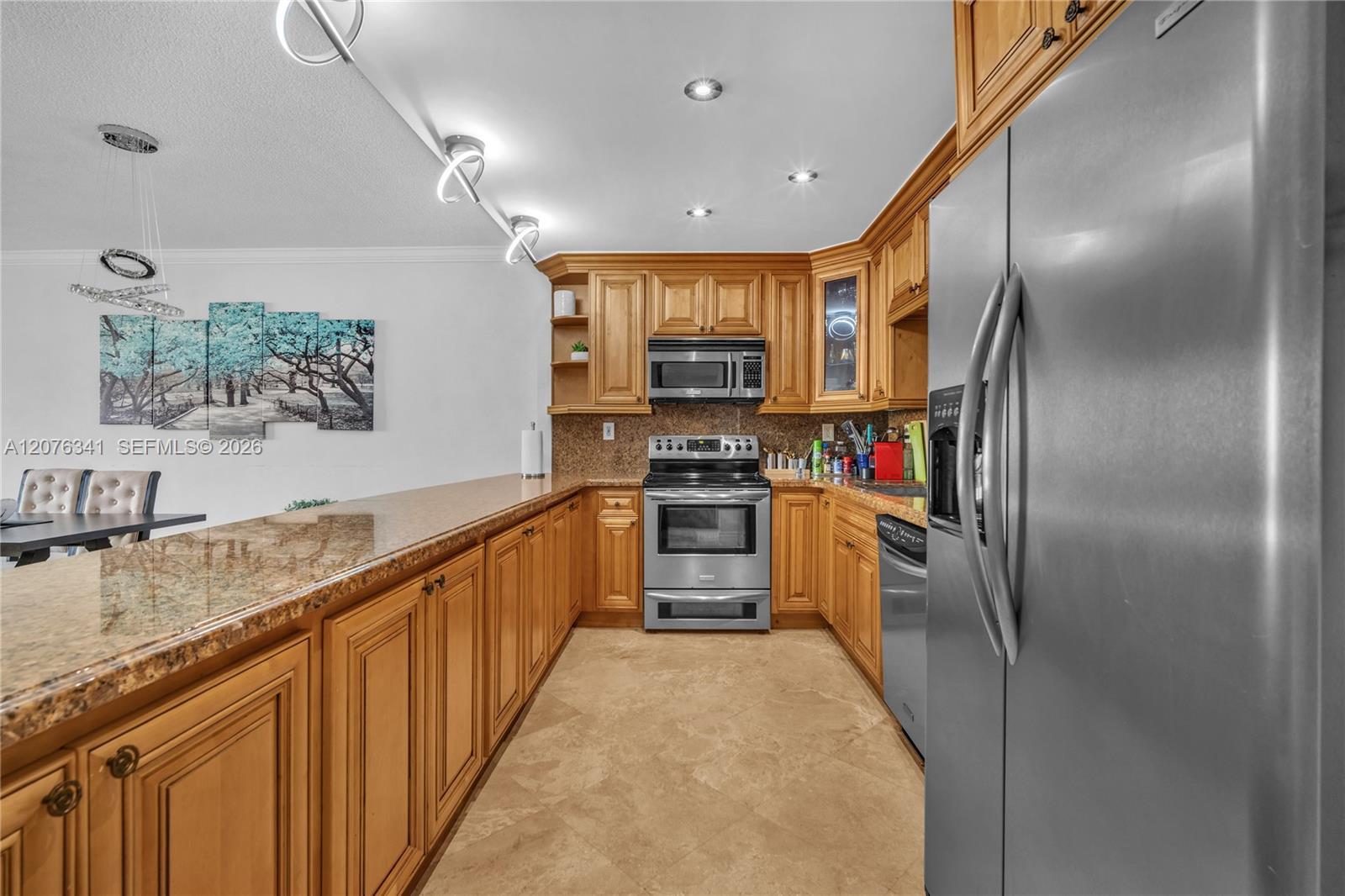 19370 Collins Ave # 919, Sunny Isles Beach FL 33160 photo 4