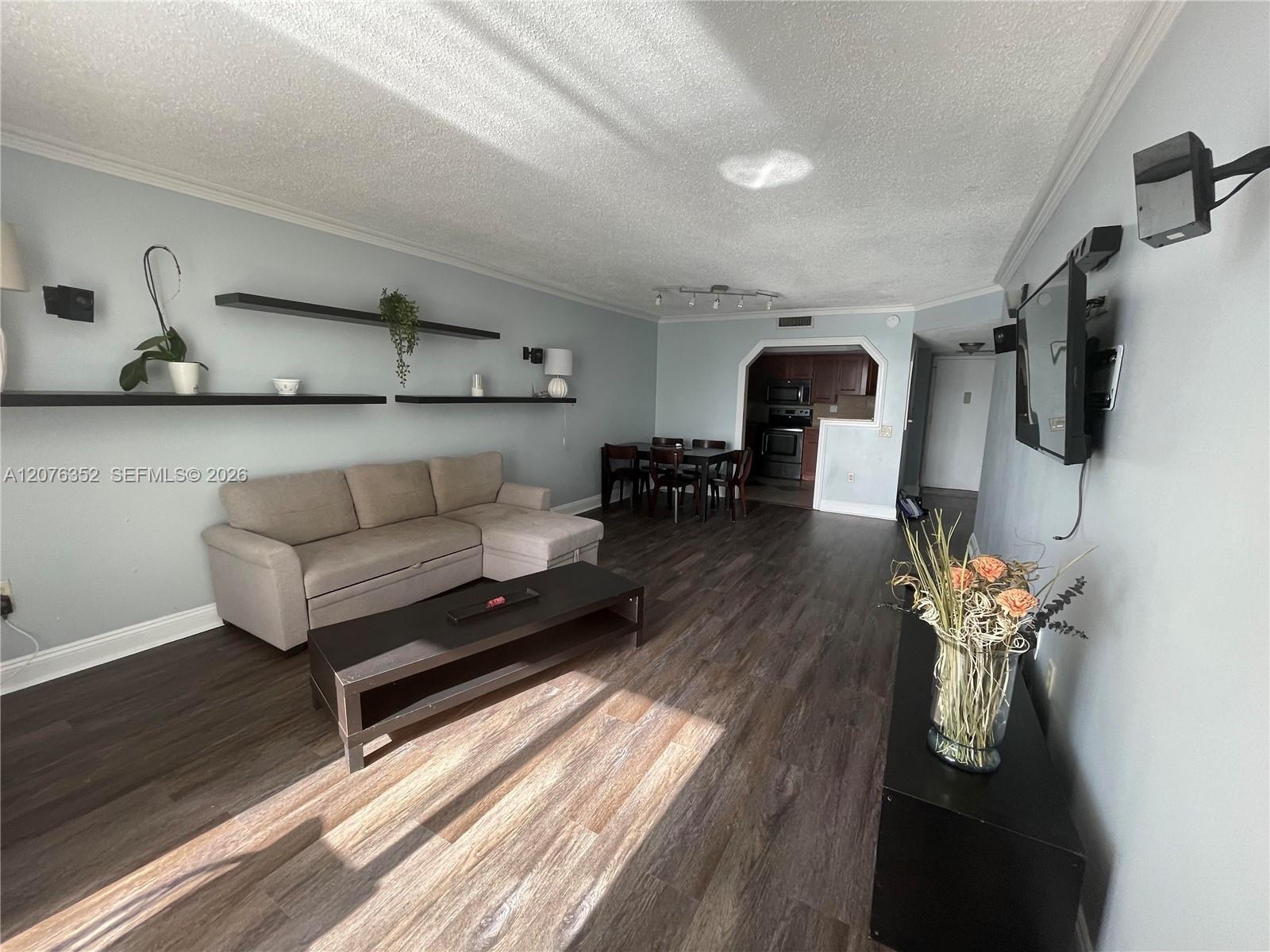 Aventura, FL 33160 photo 4