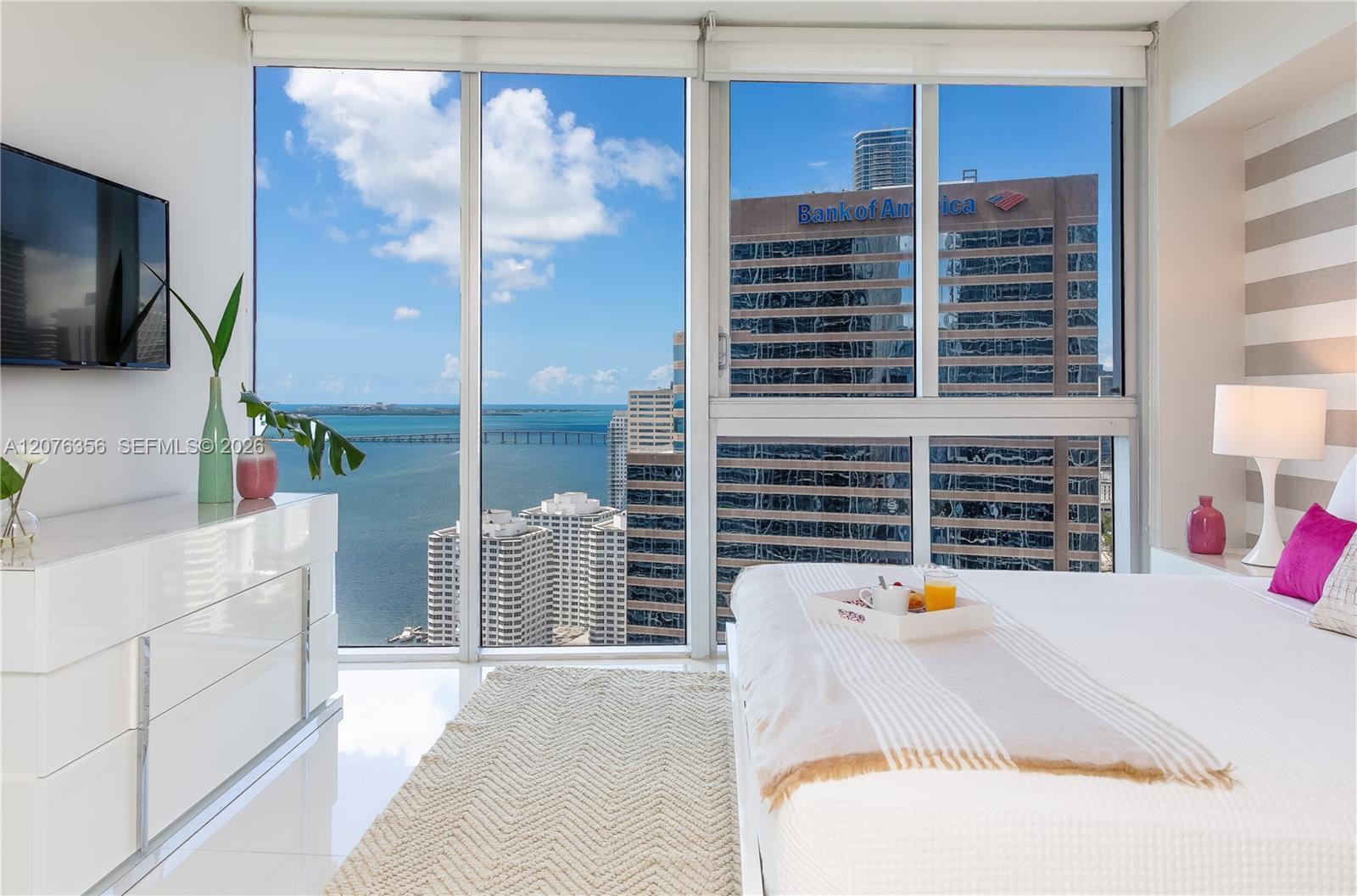 485 Brickell Ave # 3410, Miami FL 33131 photo 3