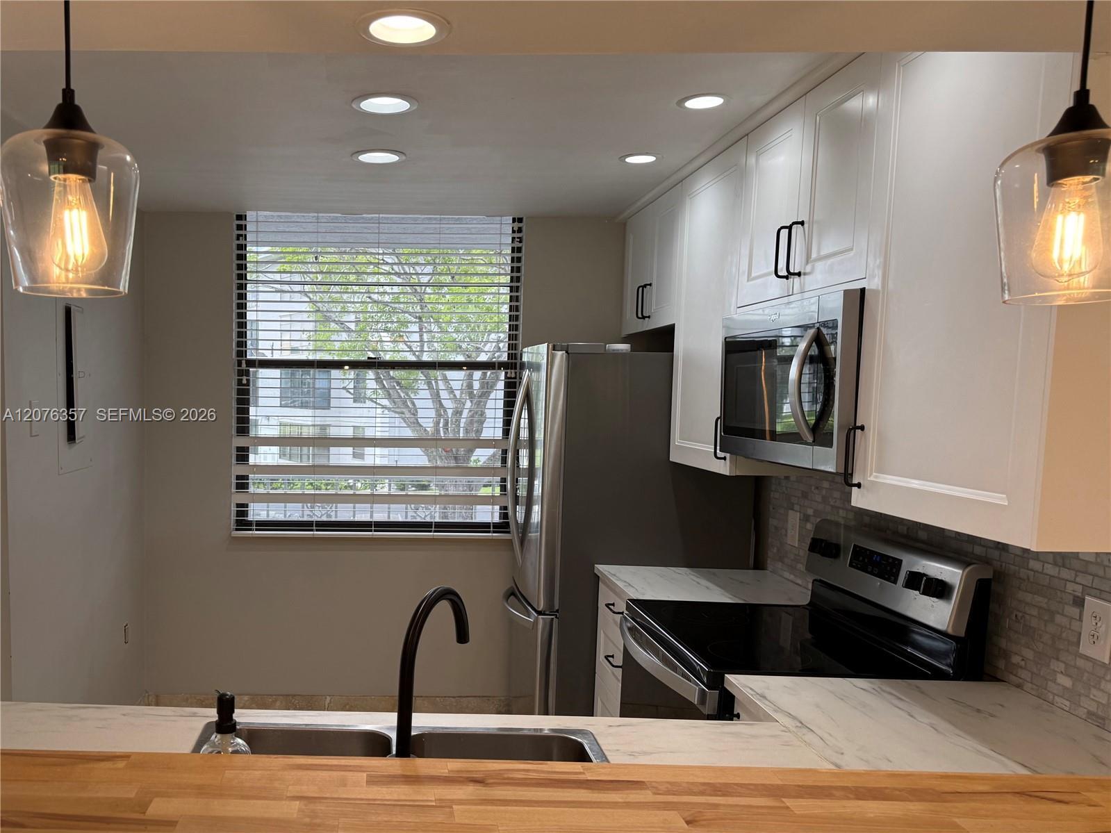 1520 Whitehall Dr # 206, Davie FL 33324 photo 5