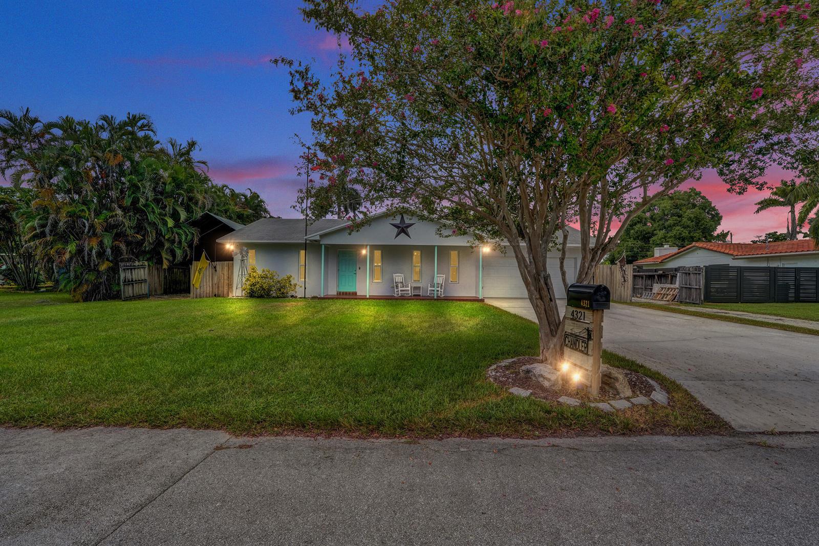 4321 SW 73RD Terrace, Davie FL 33314 photo 2