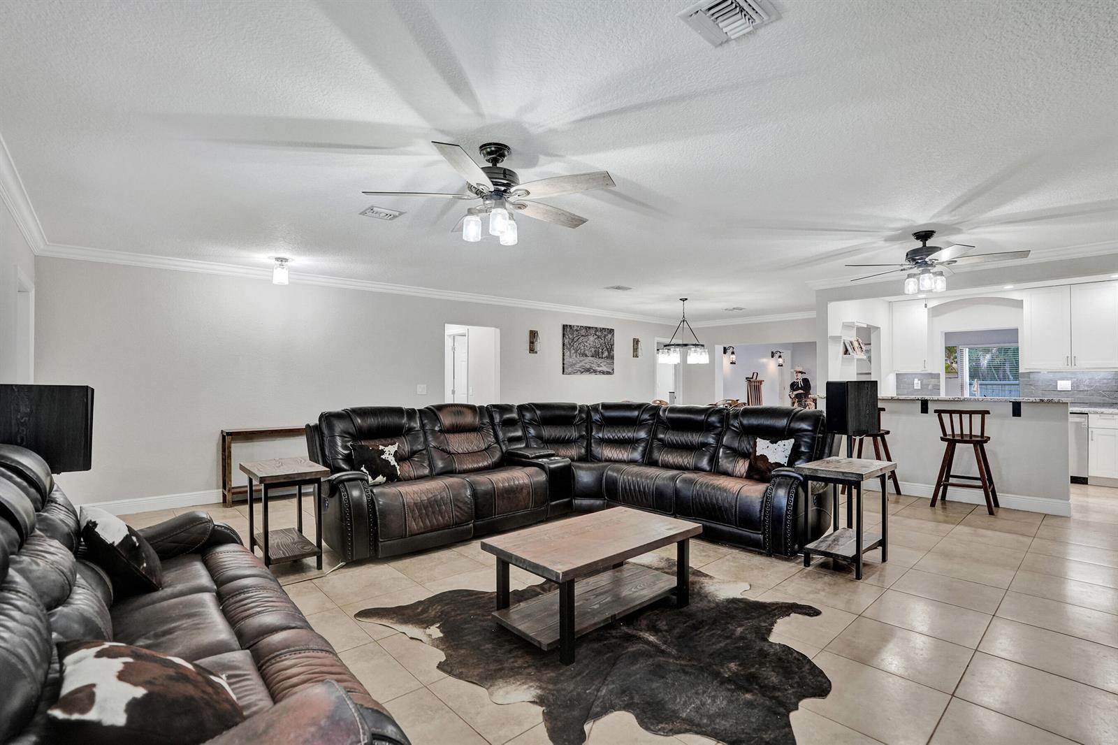 4321 SW 73RD Terrace, Davie FL 33314 photo 5