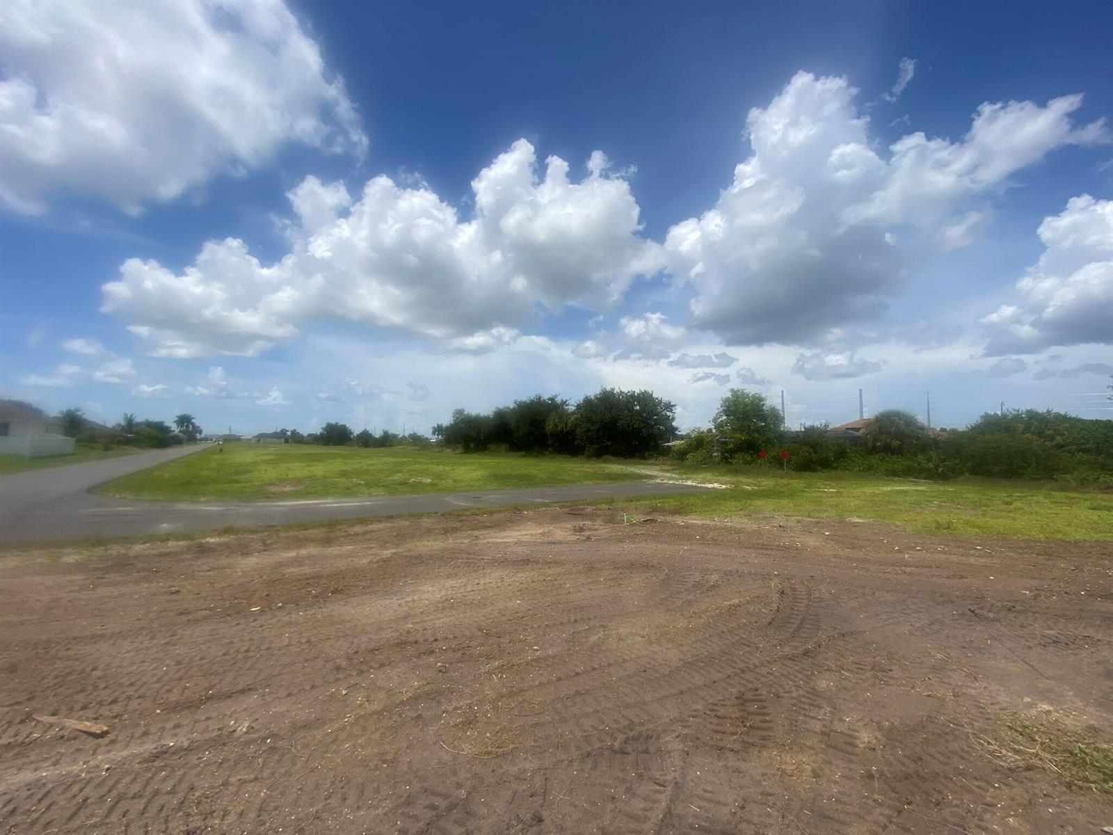 1011 NE 23RD Street, Cape Coral FL 33909 photo 3