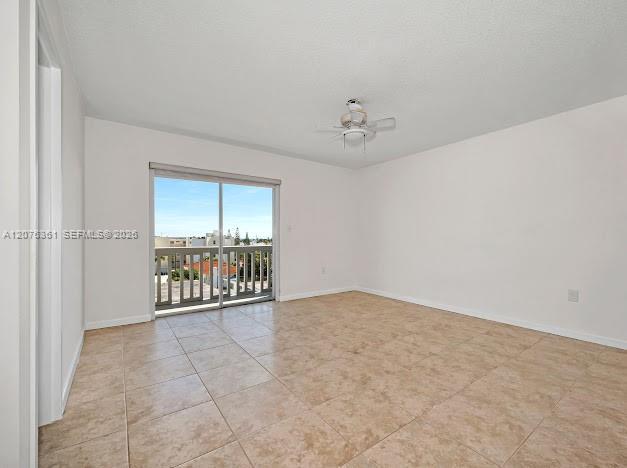 7620 Carlyle Ave # 606, Miami Beach FL 33141 photo 4