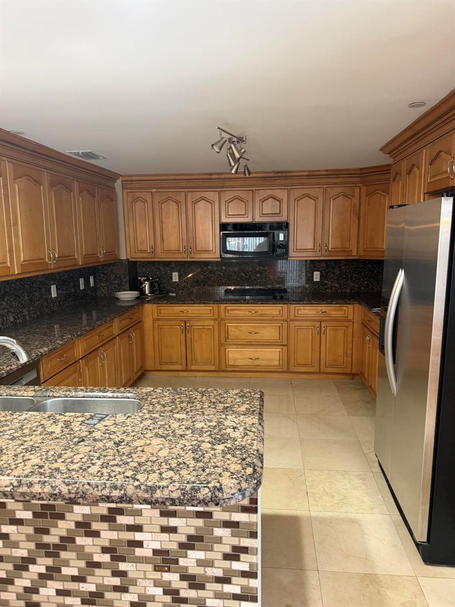 9 NE 20TH Avenue # 503, Deerfield Beach FL 33441 photo 3