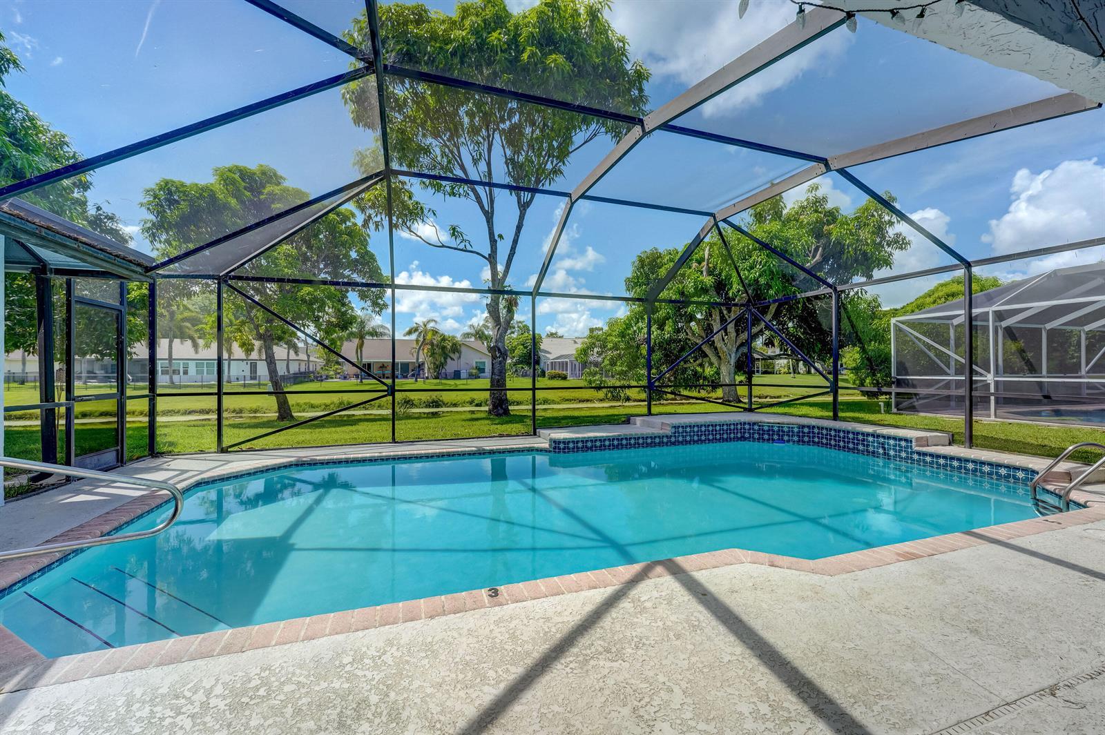 14544 Autumn Avenue, Wellington FL 33414 photo 2