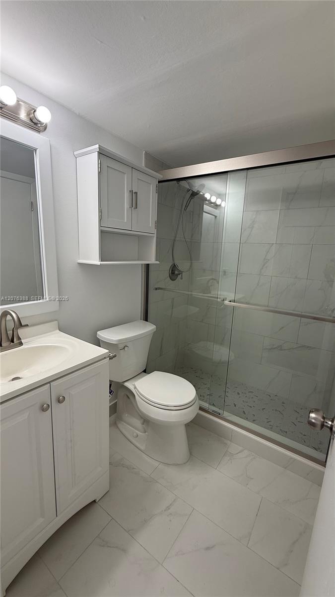 2750 W 63rd Pl # 24, Hialeah FL 33016 photo 5