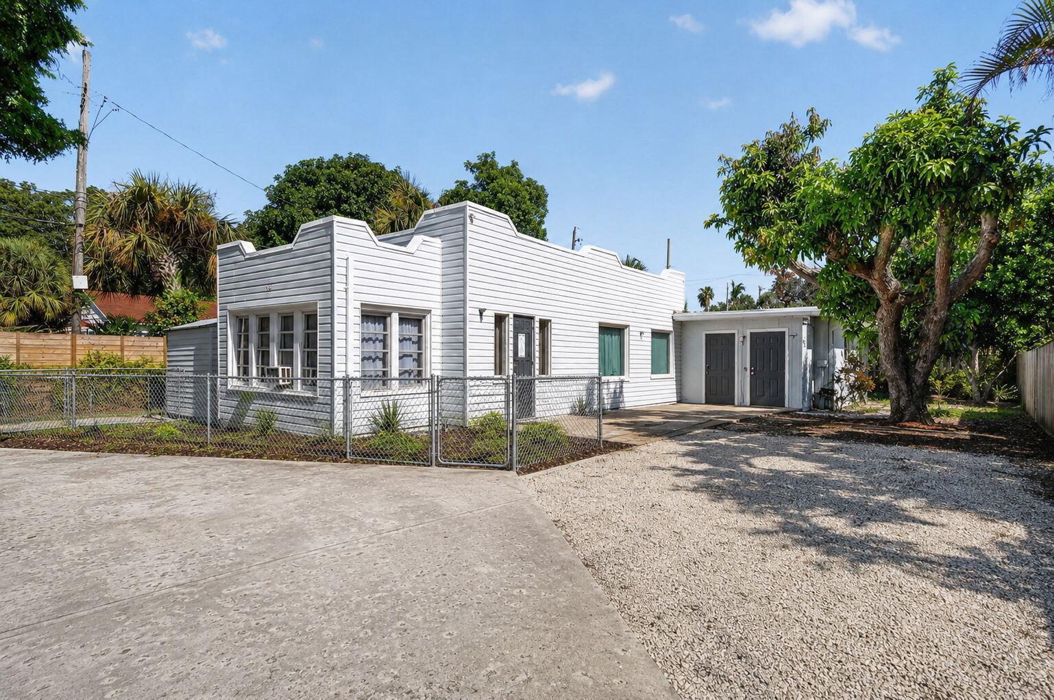633 Franklin Road, West Palm Beach FL 33405 photo 3