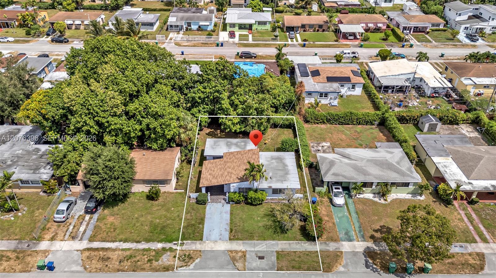 835 NW 84th St, Miami FL 33150 photo 2