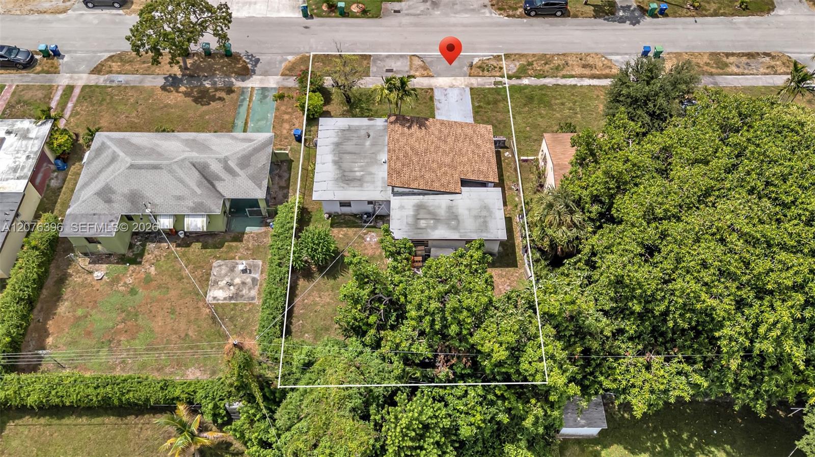 835 NW 84th St, Miami FL 33150 photo 4
