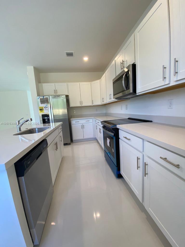 14519 SW 24th Ter, Miami FL 33175 photo 5