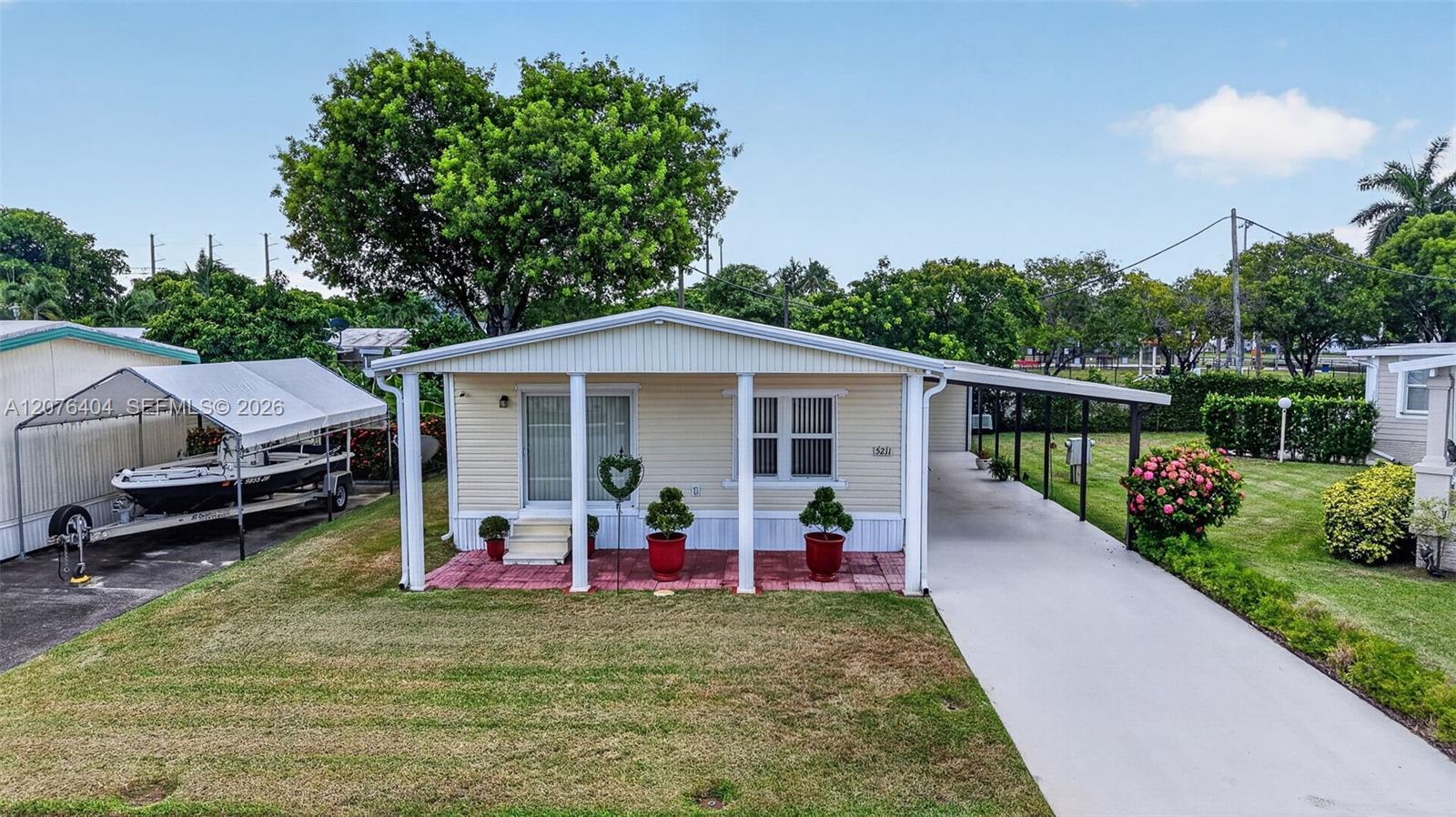 5211 SW 29th Ter, Dania Beach FL 33312